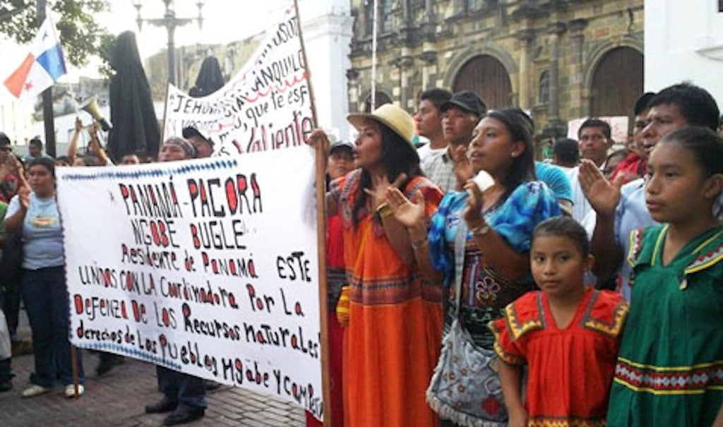 Resistance of the the Barro Blanco hydroelectric dam. Source: ESCRIBANA, CONAMUIP & Telesurtv.net