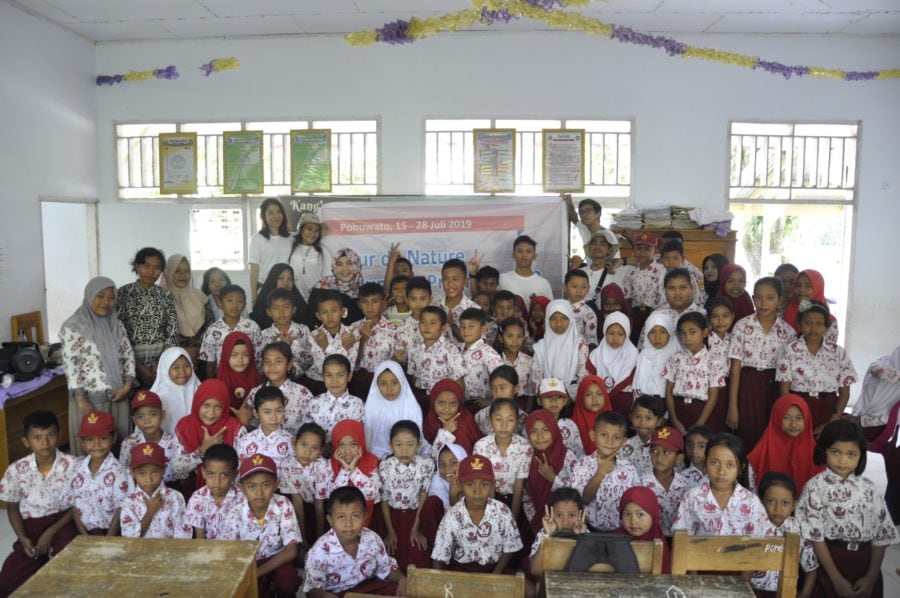 Mikaela Volunteer bersama Burung Indonesia Program Gorontalo, Sosialisasi tentang 4 Satwa Kunci yang ada di Sulawesi